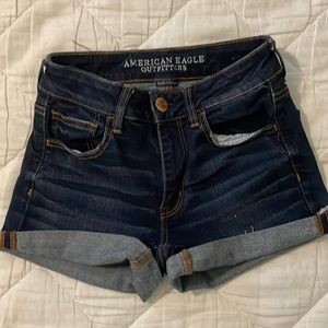 American eagle high rise shortie shirts size 4